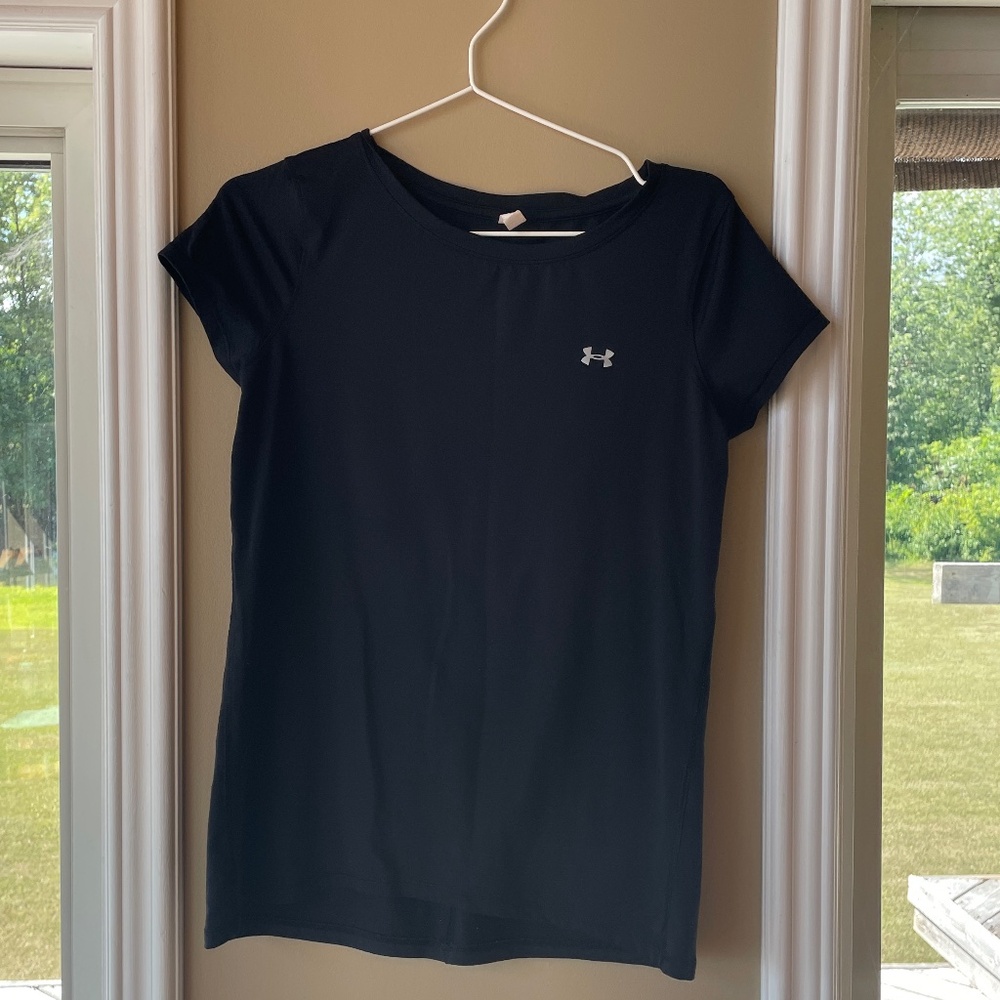 Under Armour Black Workout T-Shirt - Size Small